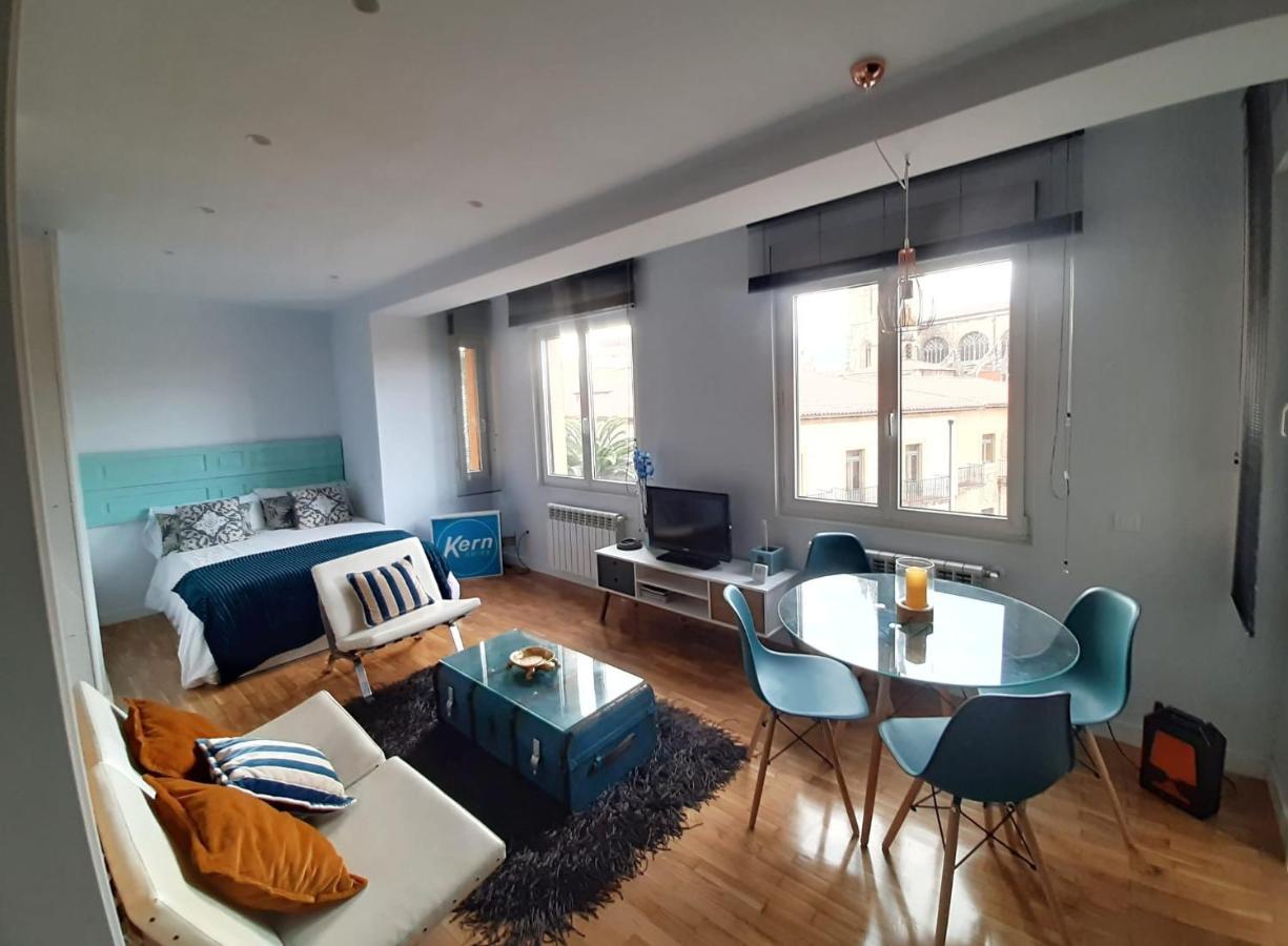 Apartamento Wamba - La Catedral Oviedo Ngoại thất bức ảnh